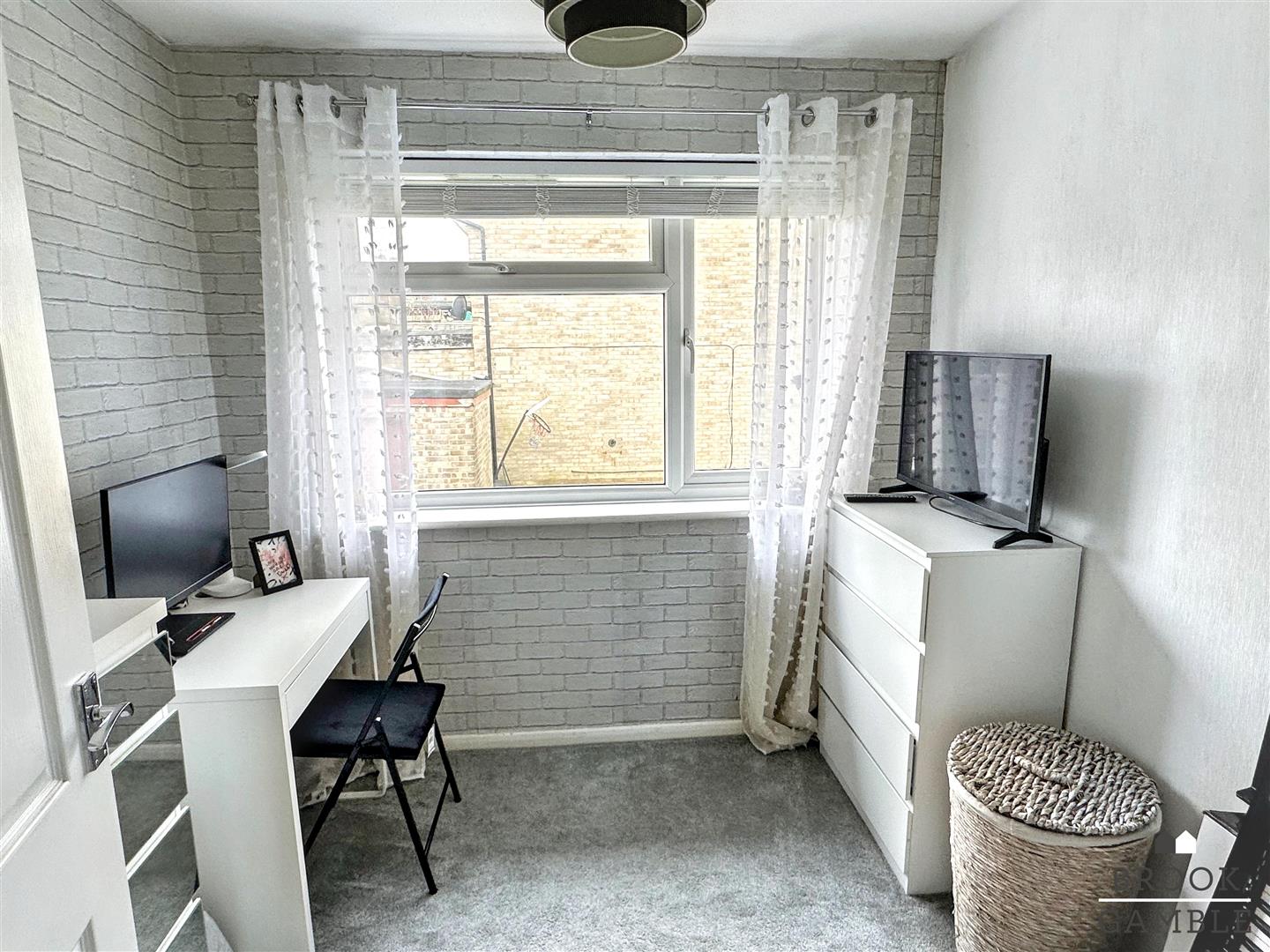 3 Bedroom House. Maywood Avenue in Eastbourne,  17